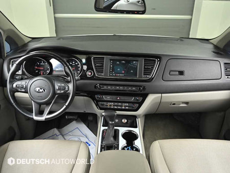 Kia Carnival — photo 07