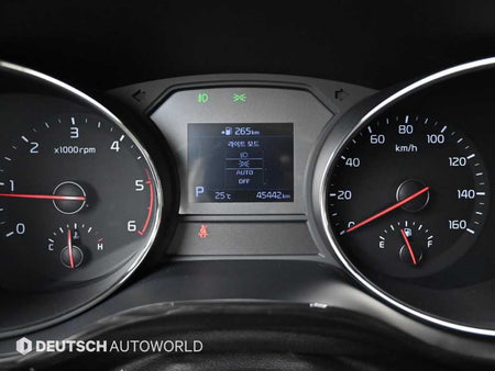 Kia Carnival — photo 08