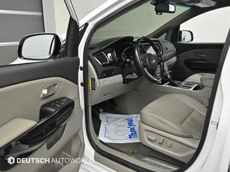 Kia Carnival — photo 11
