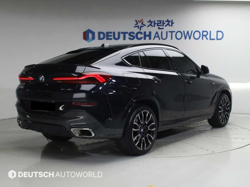 BMW X6 — photo 02