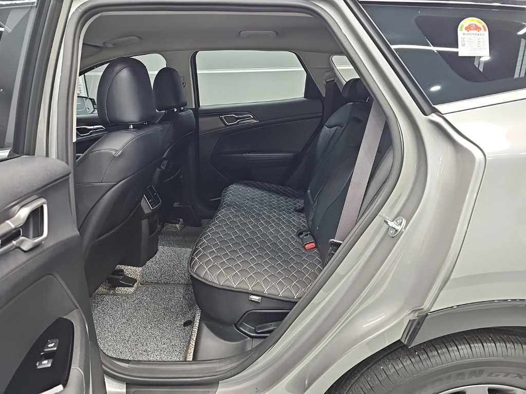 Kia Sportage — photo 12