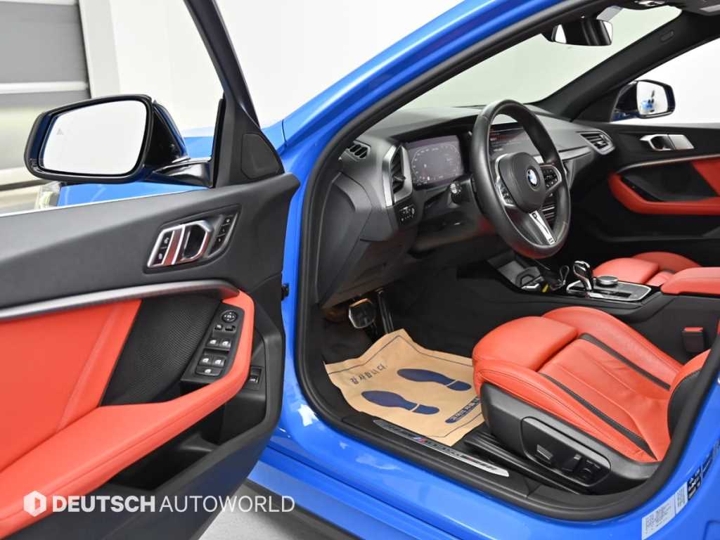 BMW 1-Series — photo 11