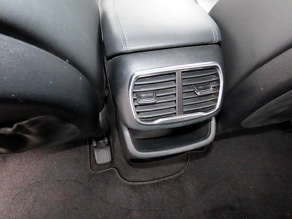 Hyundai Santafe — photo 17