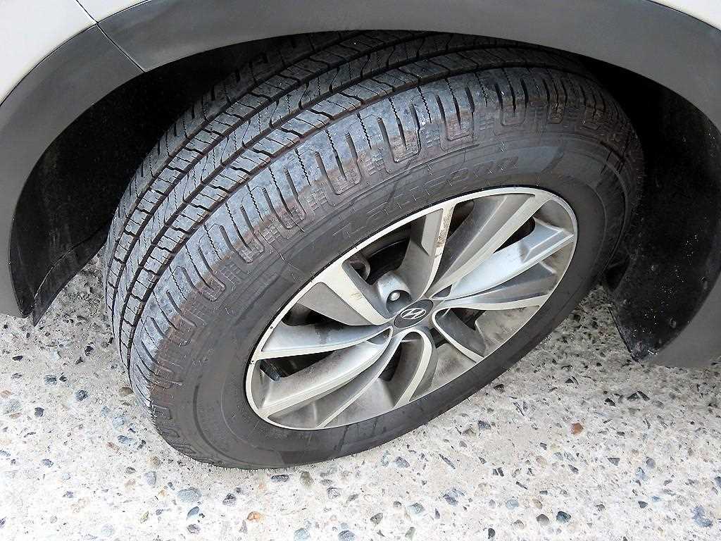 Hyundai Santafe — photo 20