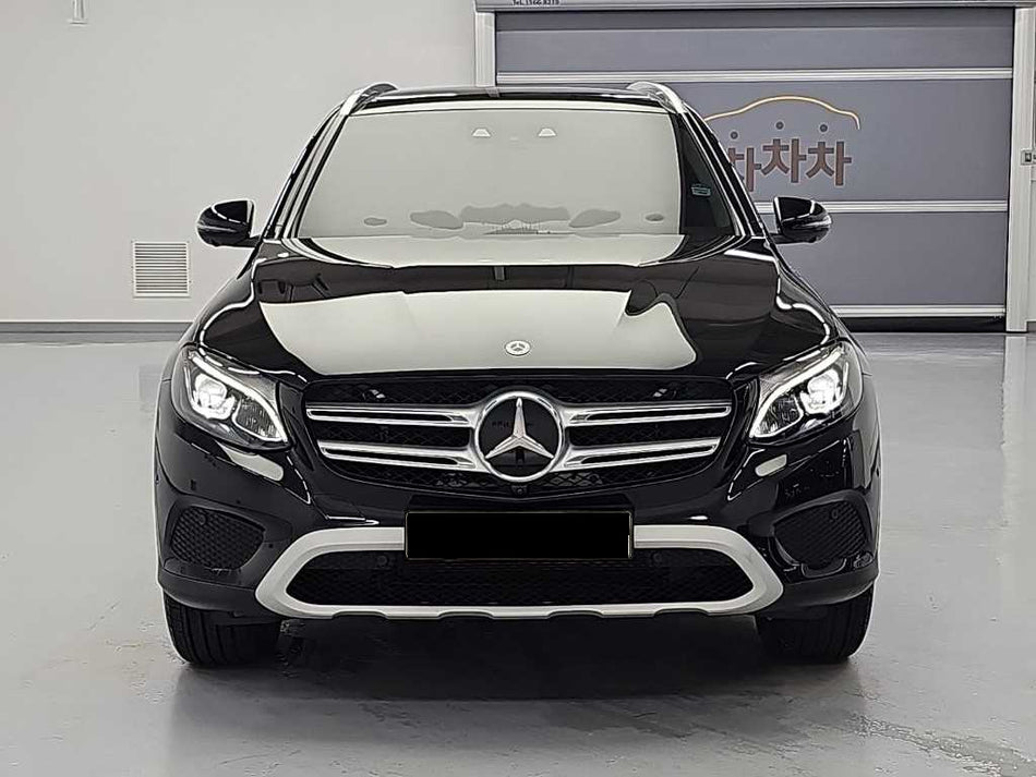 Mercedes-Benz GLC-Class — photo 02