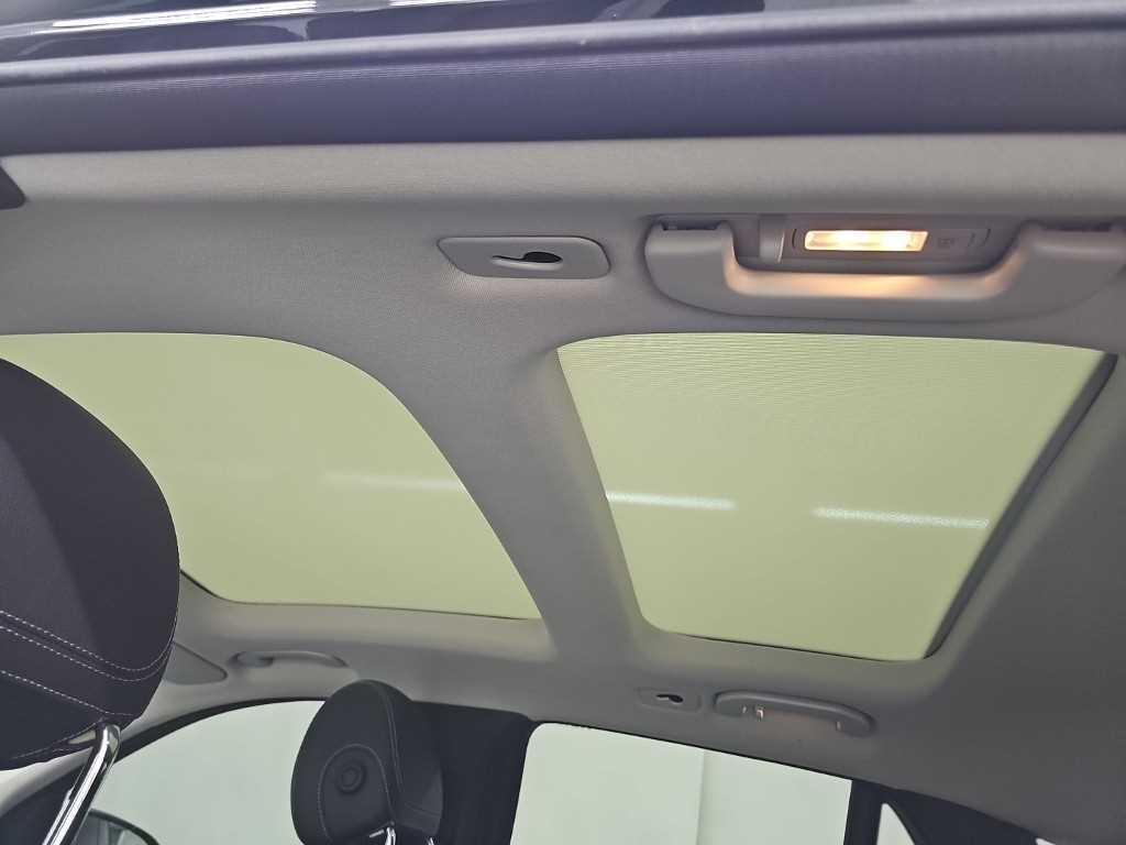 Mercedes-Benz GLC-Class — photo 14