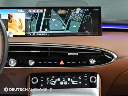 Genesis GV70 — photo 14