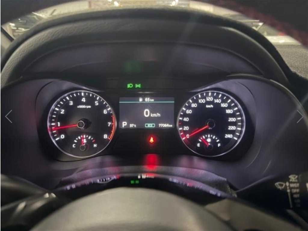 Kia K3 — photo 09