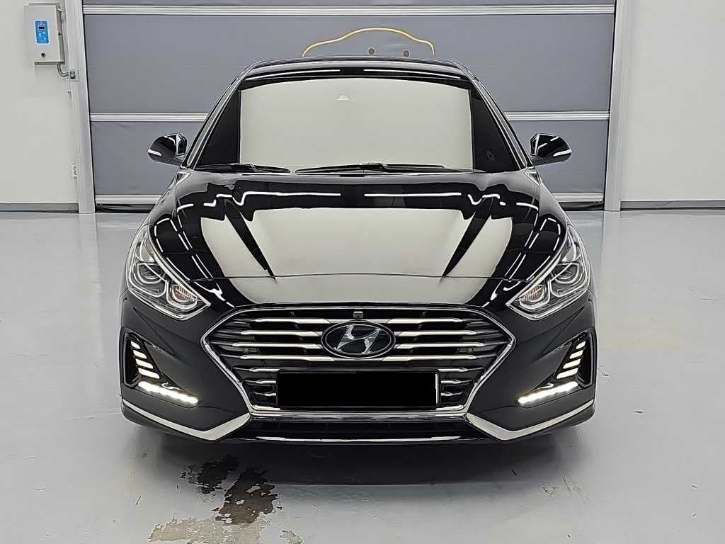 Hyundai Sonata — photo 02
