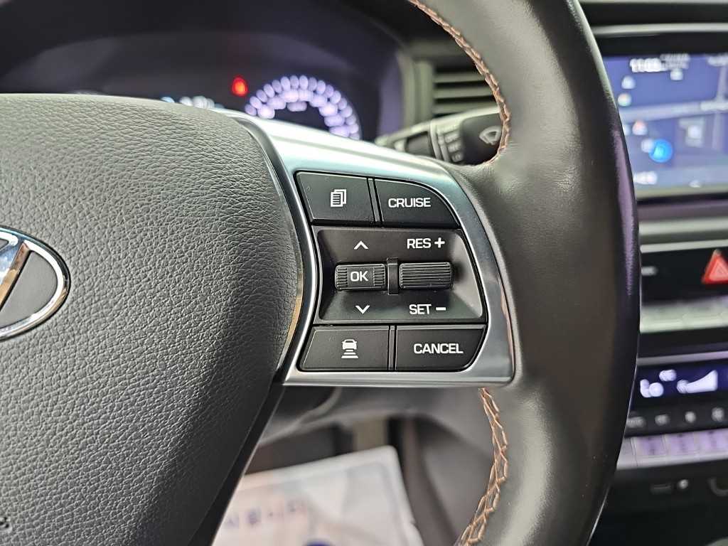 Hyundai Sonata — photo 17
