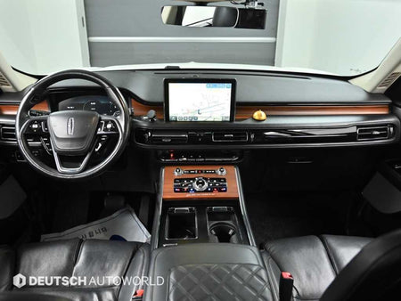 Lincoln Aviator — photo 07