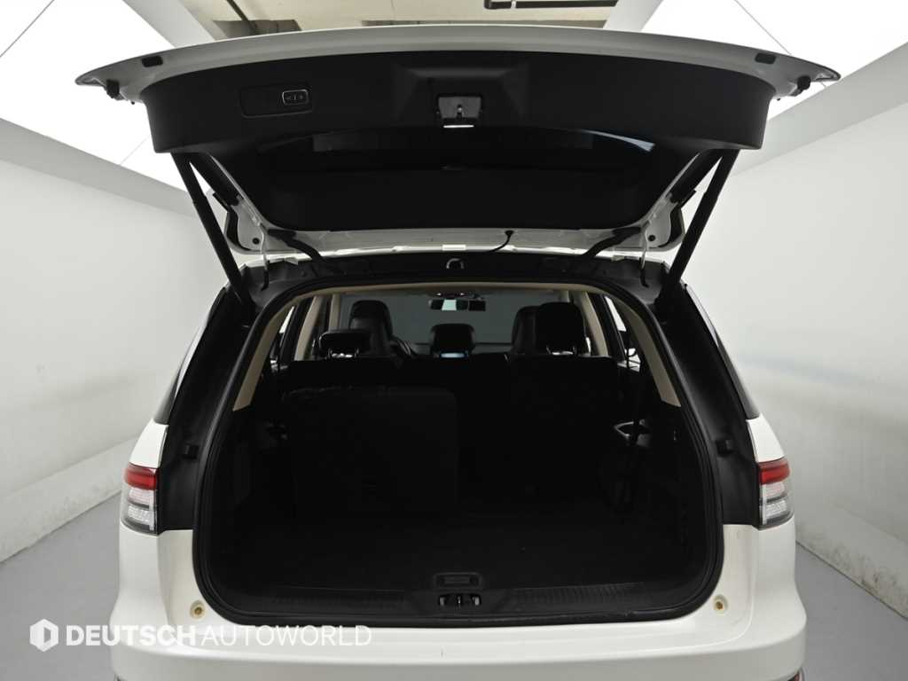 Lincoln Aviator — photo 19