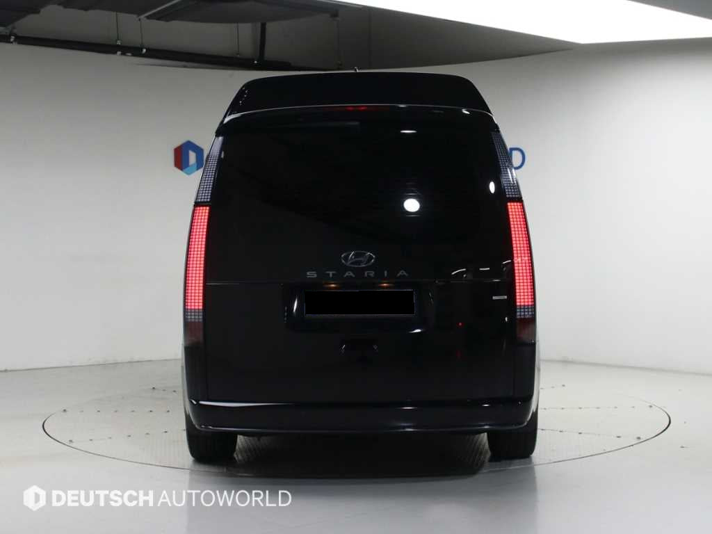 Hyundai Staria — photo 04