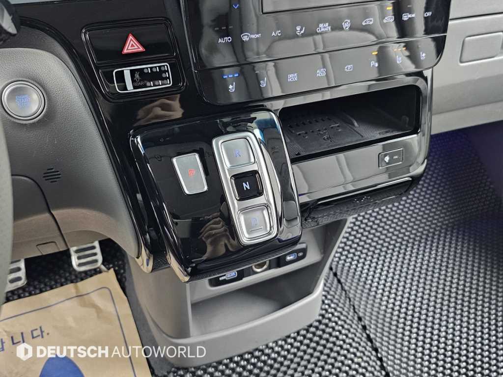 Hyundai Staria — photo 09
