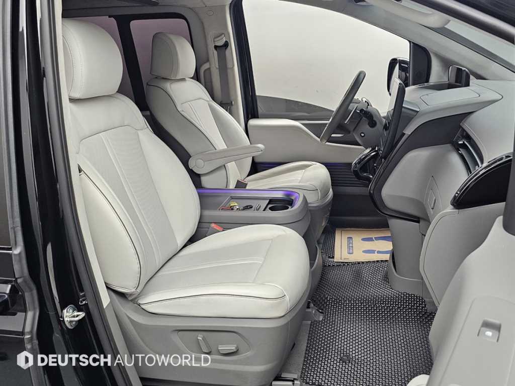 Hyundai Staria — photo 10