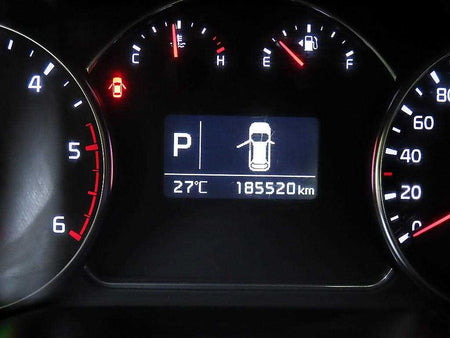 Kia Carens — photo 09
