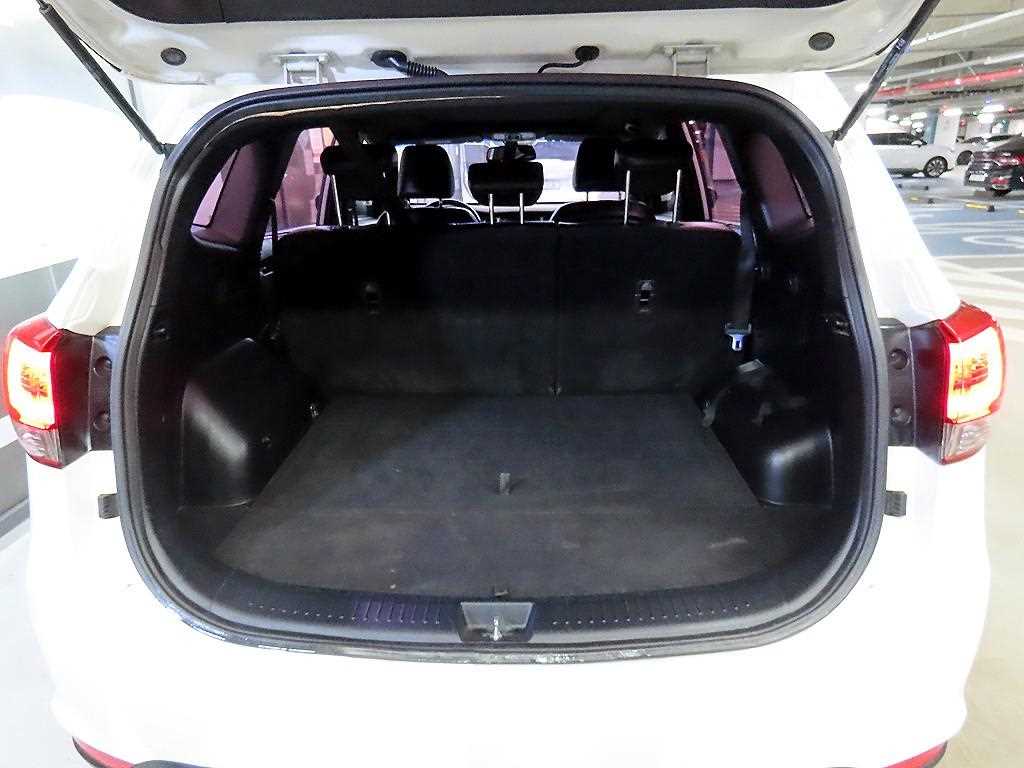 Kia Carens — photo 17