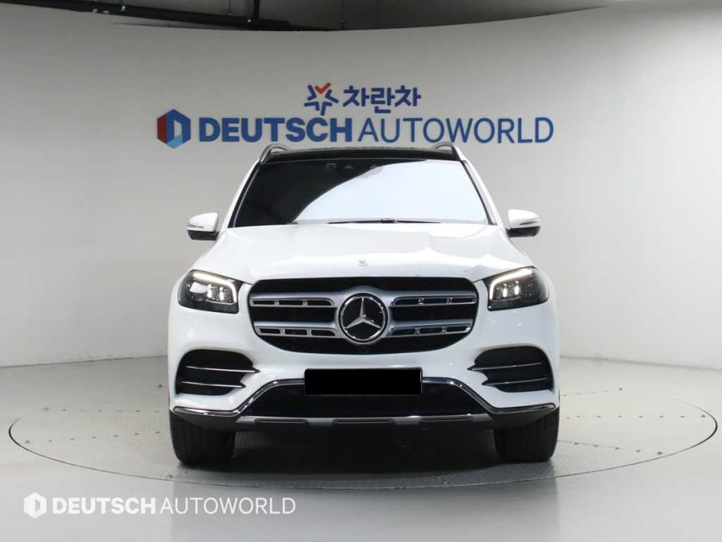 Mercedes-Benz GLS-Class — photo 03