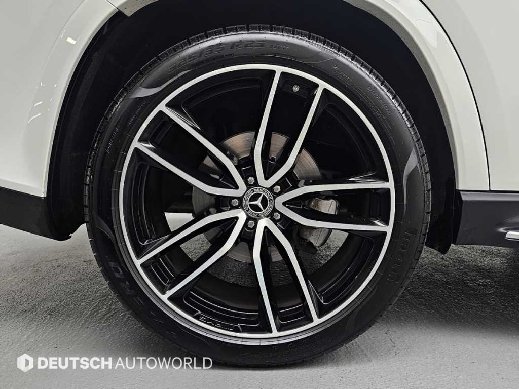 Mercedes-Benz GLS-Class — photo 05