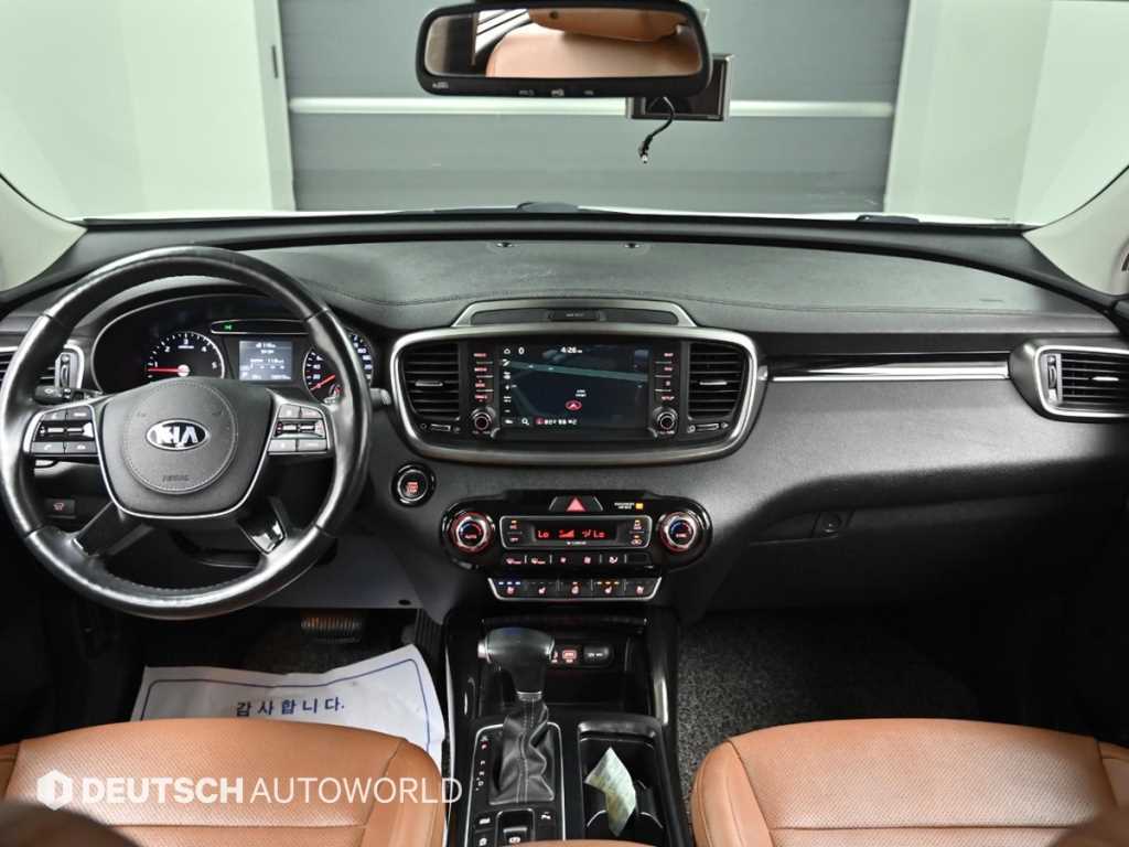 Kia Sorento — photo 07