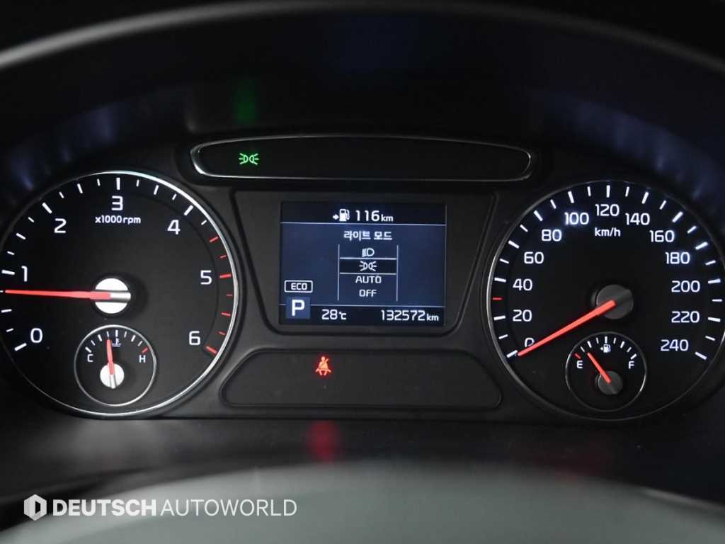 Kia Sorento — photo 08