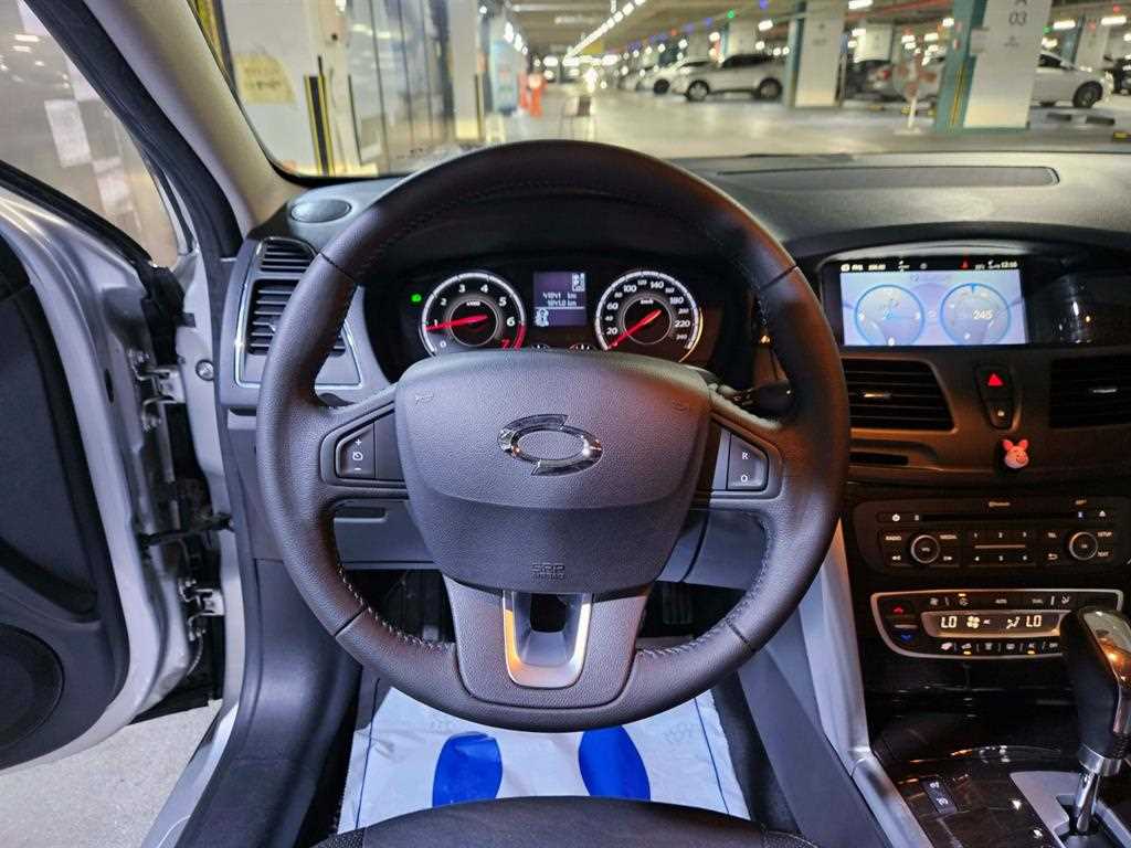 RENAULT SM5  — photo 08