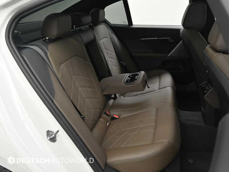 BMW 5-Series — photo 12