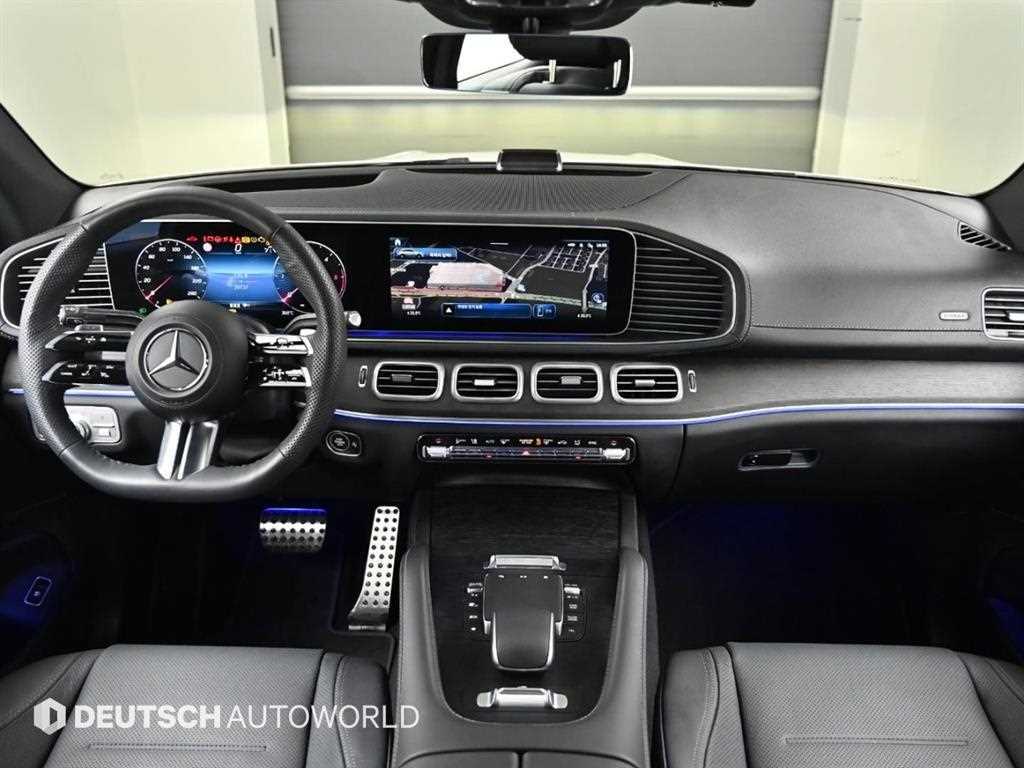 Mercedes-Benz GLE-Class — photo 07