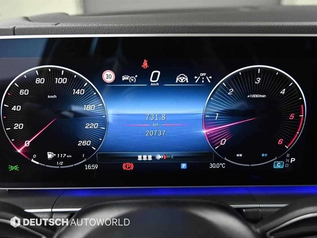 Mercedes-Benz GLE-Class — photo 08