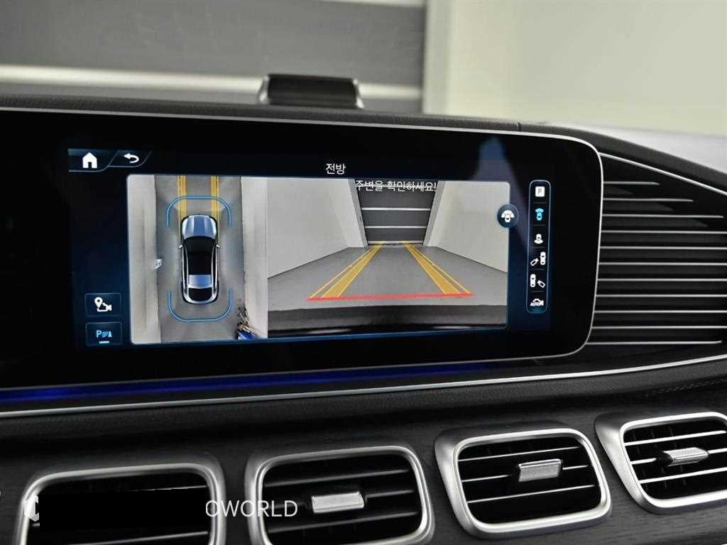 Mercedes-Benz GLE-Class — photo 15