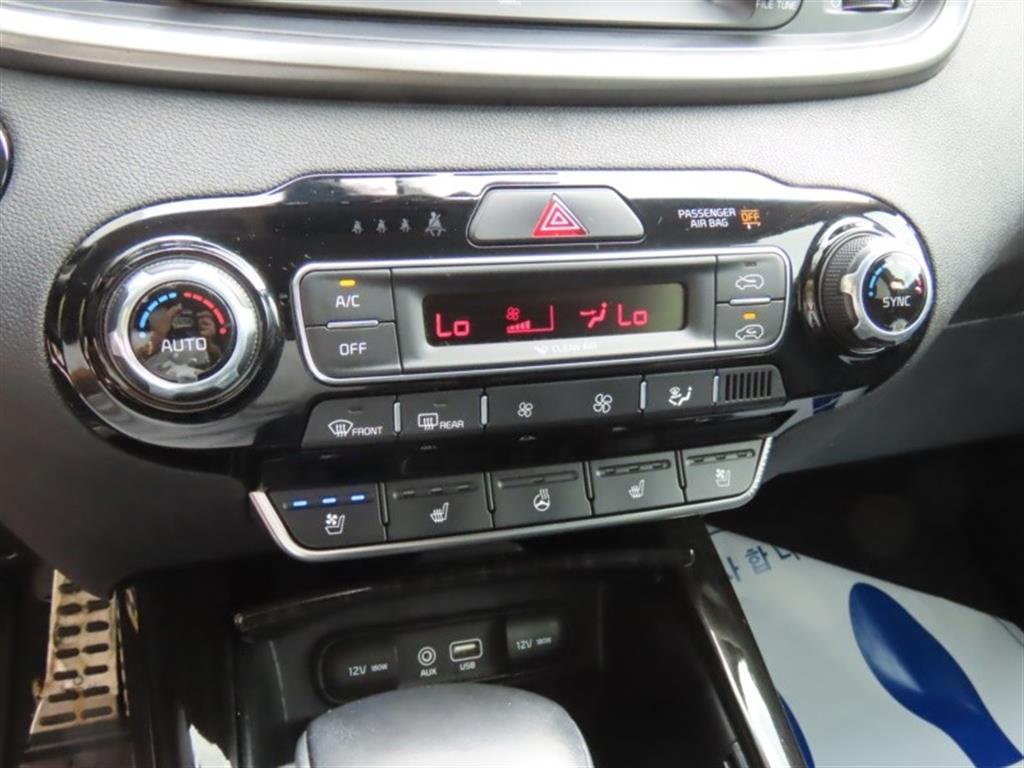 Kia Sorento — photo 07