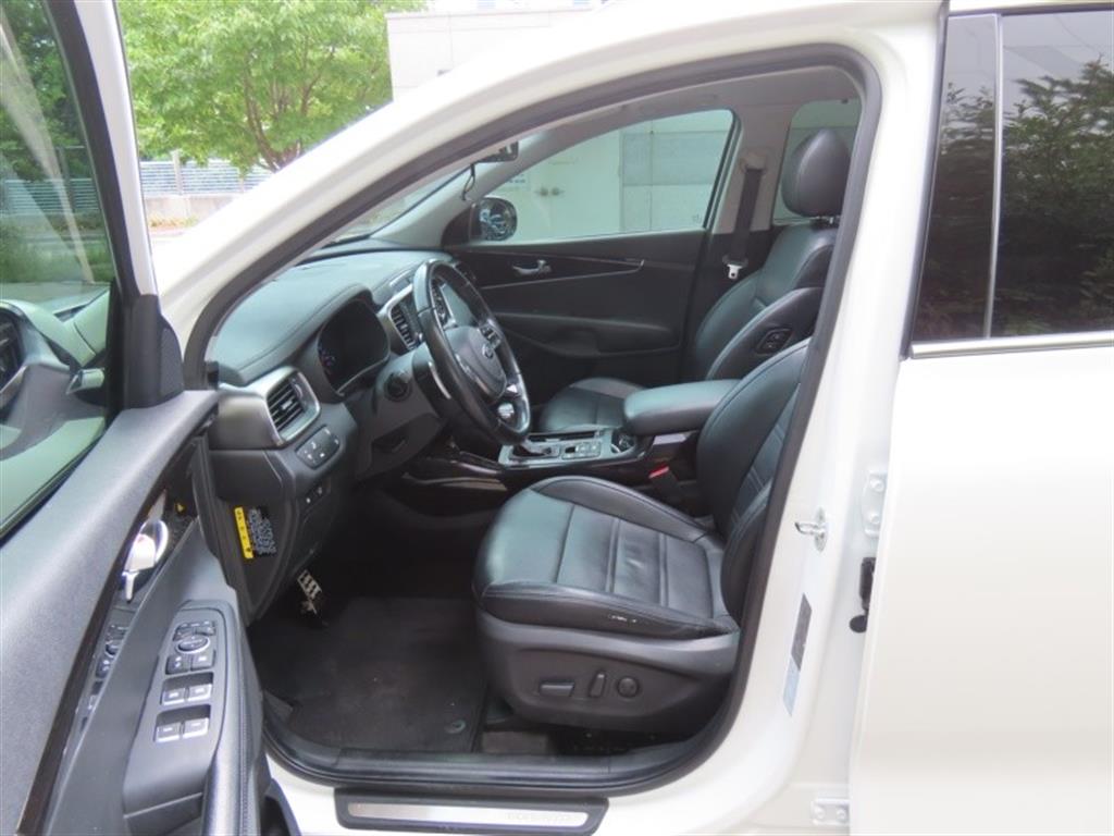 Kia Sorento — photo 13