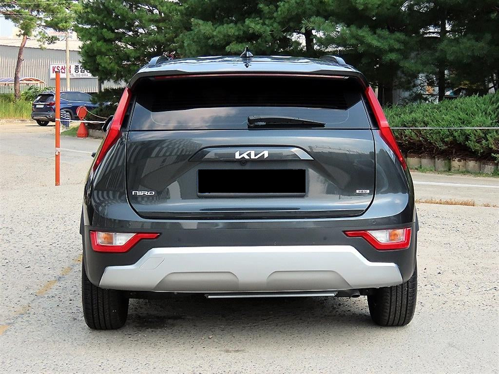 Kia Niro — photo 04