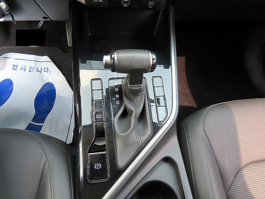 Kia Niro — photo 10