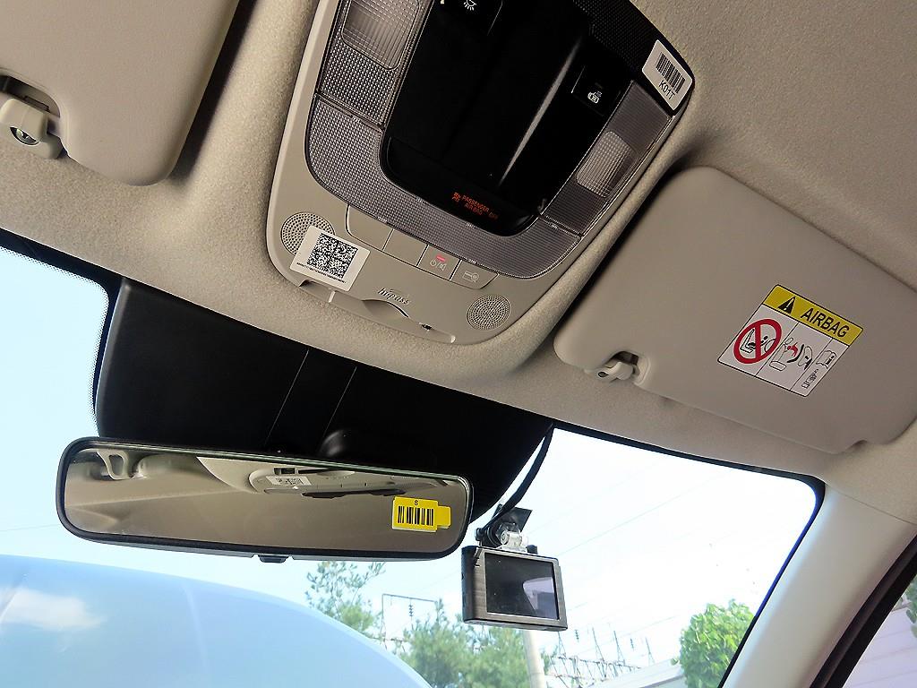 Kia Niro — photo 14