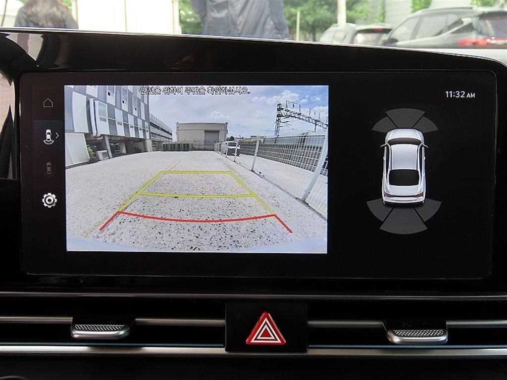 Hyundai Avante — photo 15