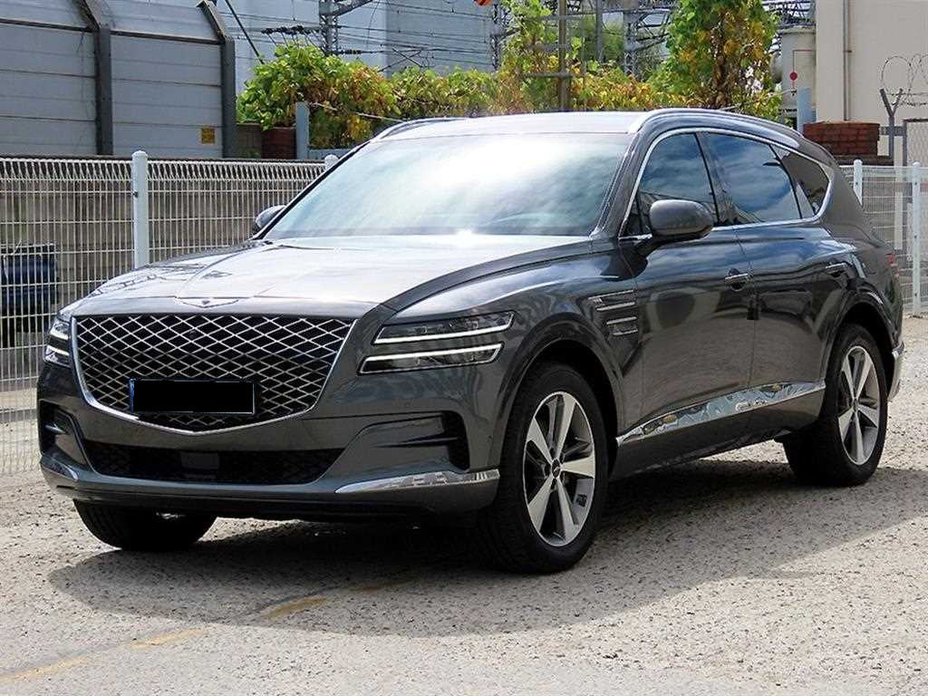 Genesis GV80 — photo 01