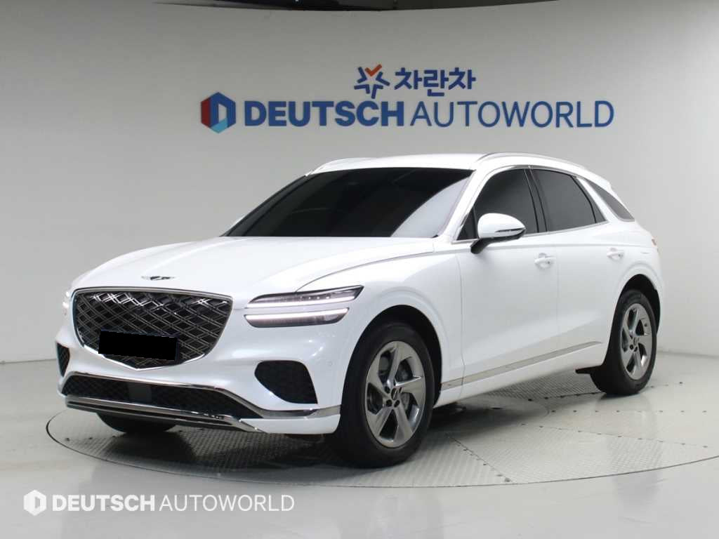 Genesis GV70 — photo 01