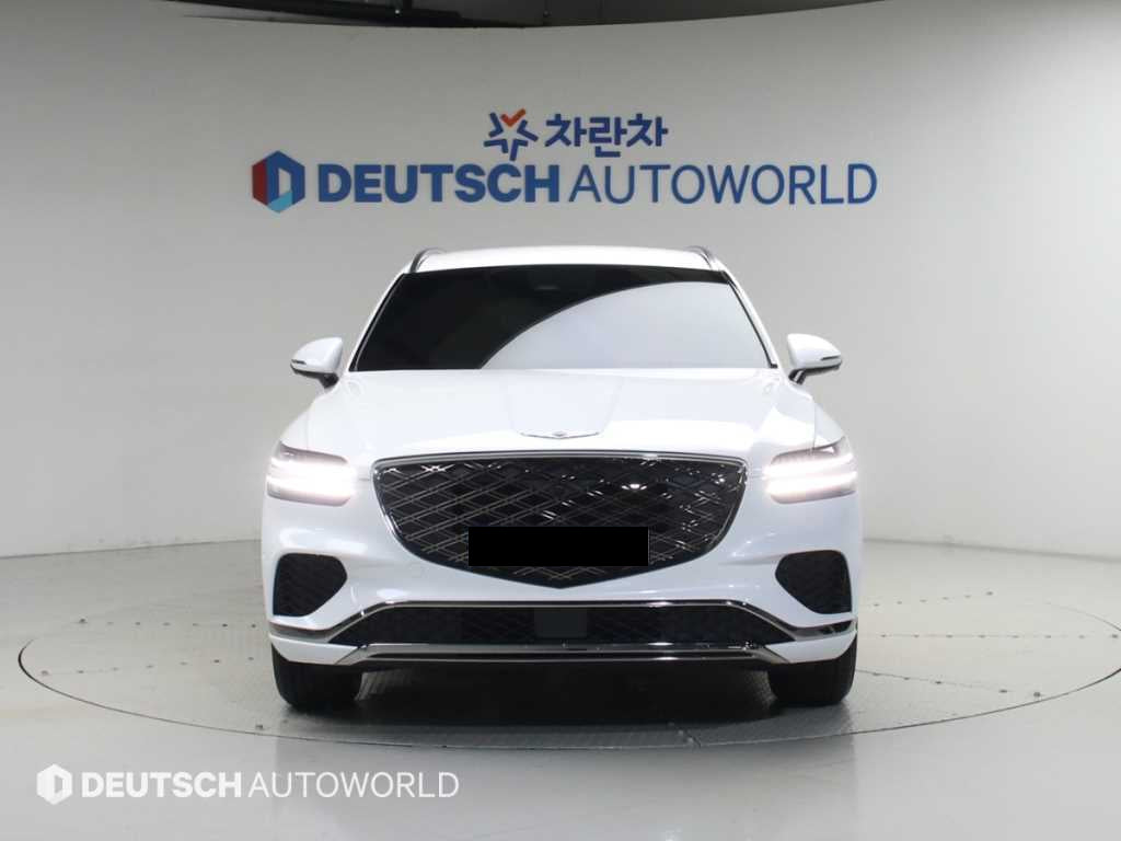 Genesis GV70 — photo 03