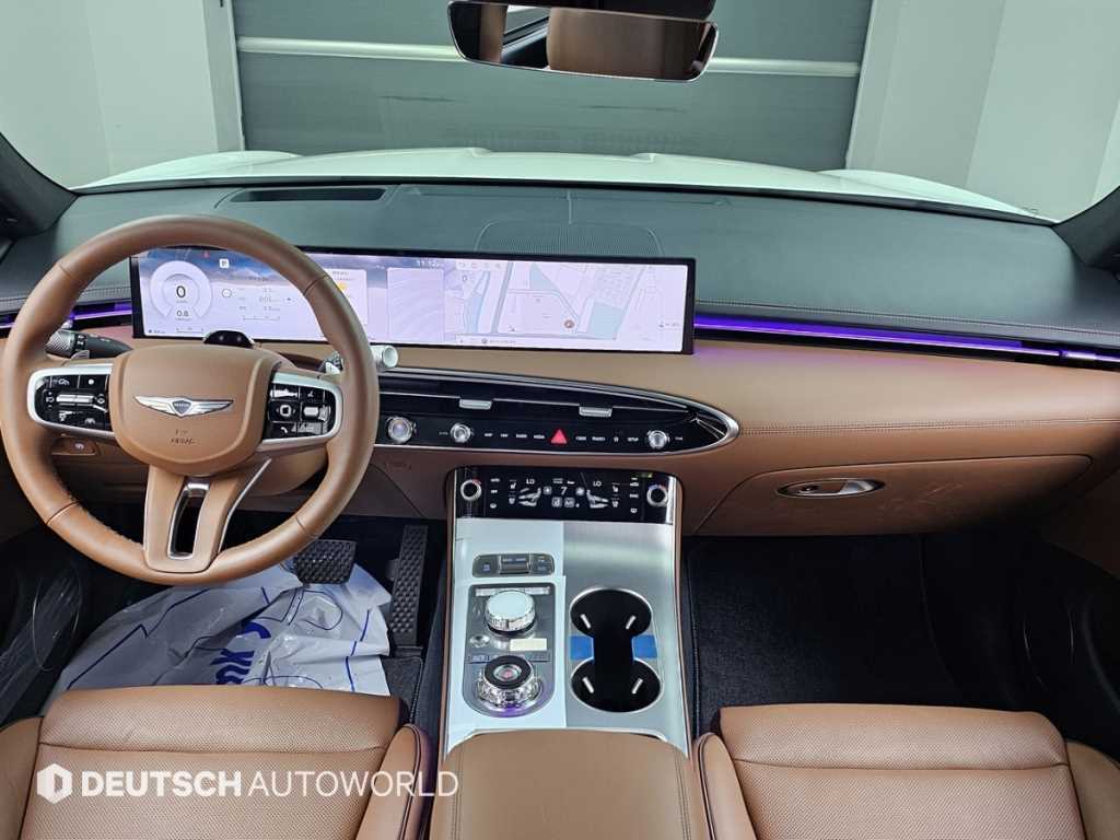 Genesis GV70 — photo 07