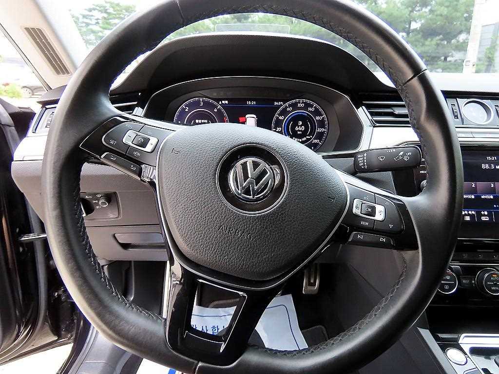 Volkswagen Arteon — photo 08