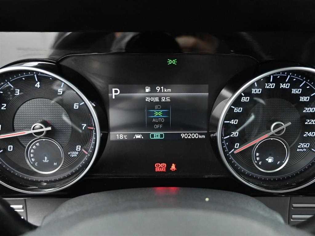 Hyundai Grandeur — photo 08