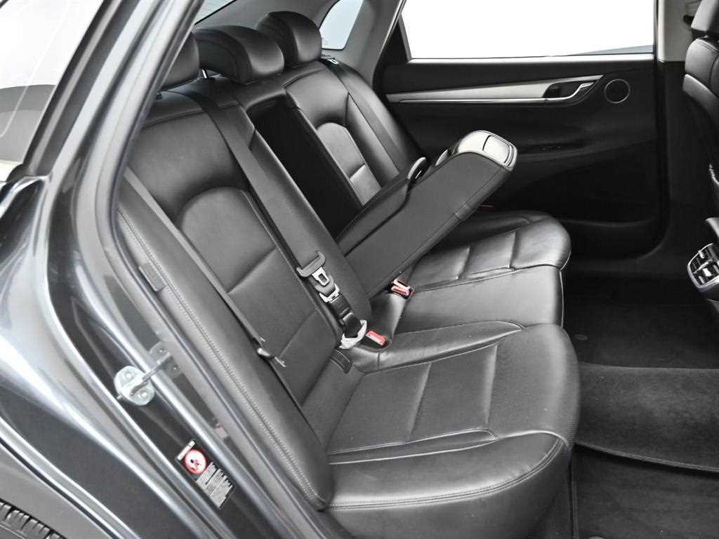 Hyundai Grandeur — photo 12