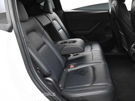 Tesla Model Y — photo 12