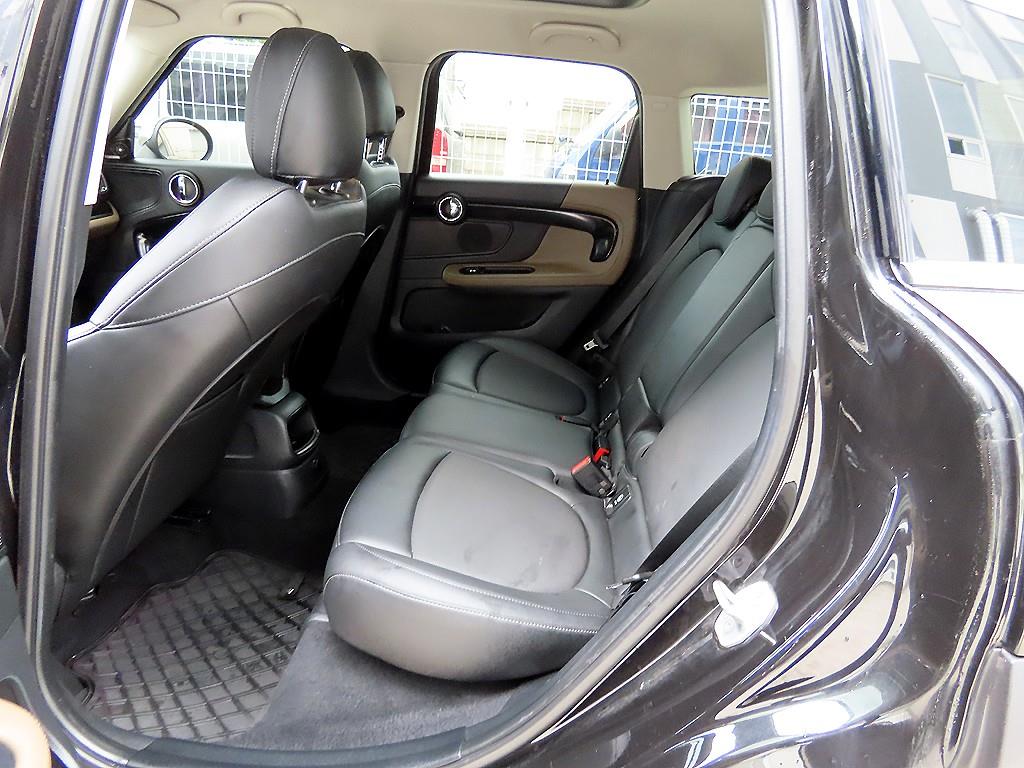 Mini Countryman — photo 06