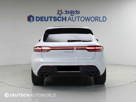 Porsche Macan — photo 04