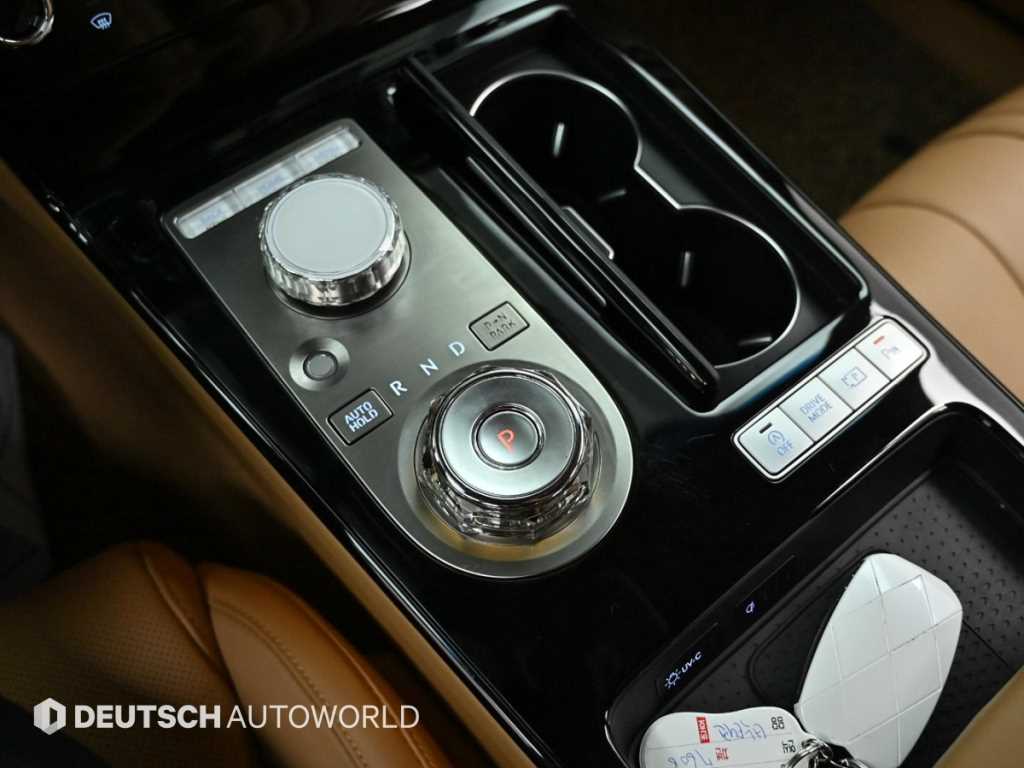 Genesis G80 — photo 09