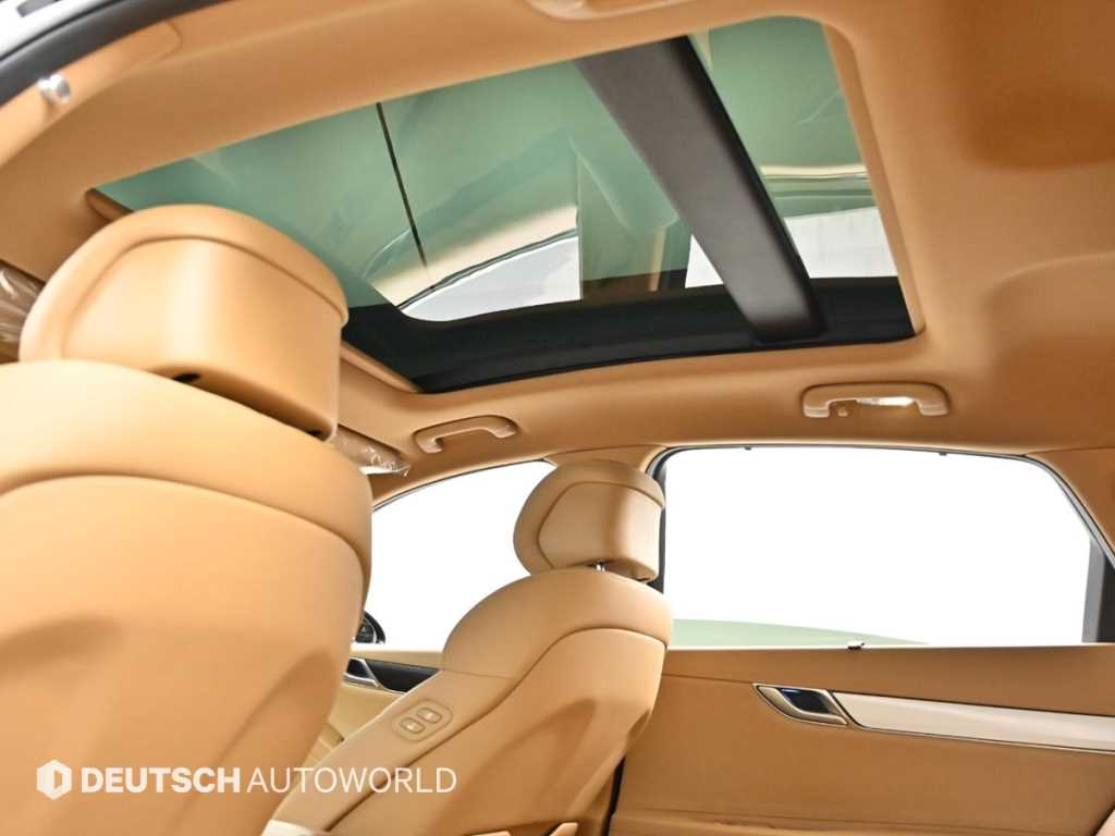Genesis G80 — photo 18