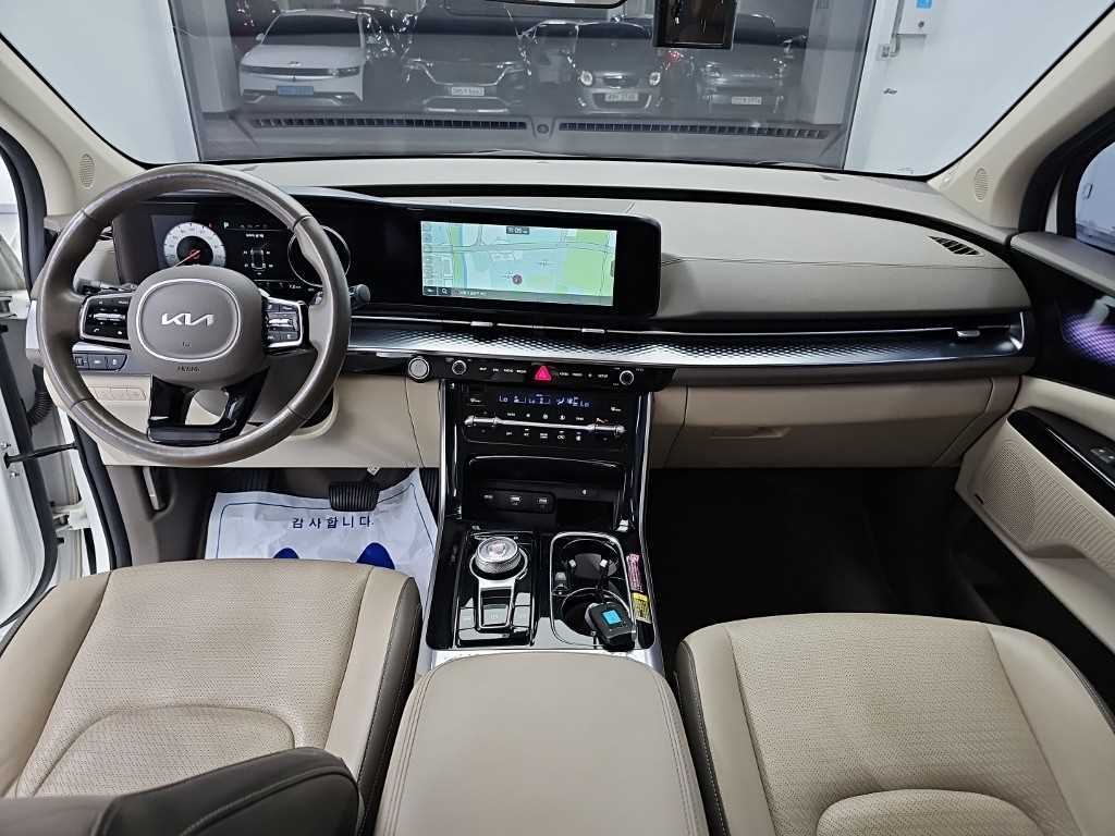 Kia Carnival — photo 07