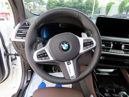 BMW X4 — photo 08